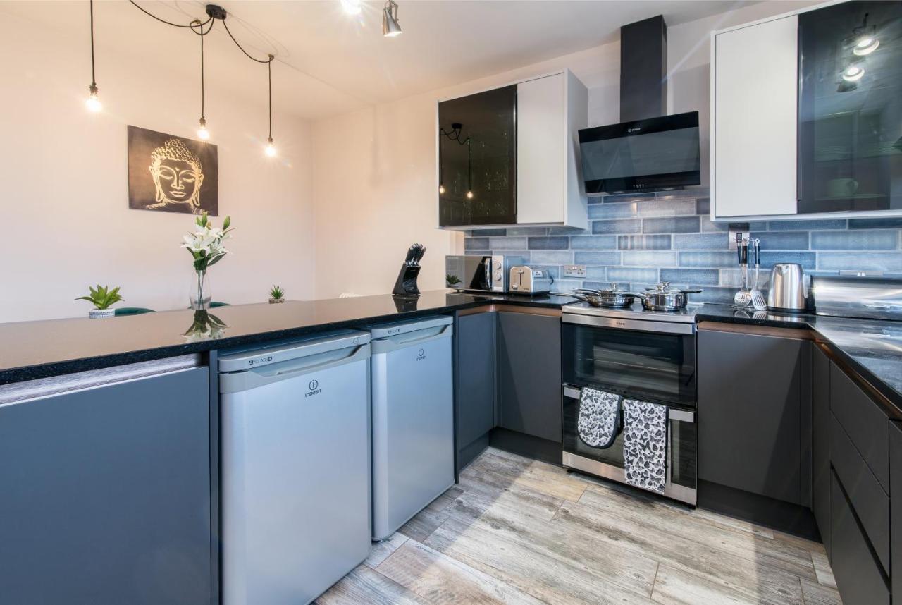 Immaculate 3 Bed House - Stunning Balcony Views Apartment Matlock  Exterior photo